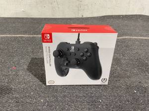 lot 160 image: PowerA Nintendo Switch Wired Controller - Black