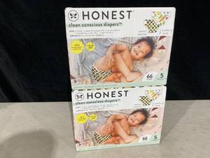 lot 378 image: LOT OF 2 The Honest Company, Clean Conscious Diapers, Alebrijes Magicos  Colores Misticos, Size 5, 66