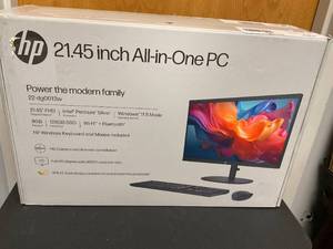 lot 32 image: HP All-in-One Desktop w 22 Monitor, Pentium J5040, 8GB, 128GB SSD, Black, 22-dg0013w