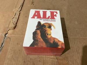 lot 220 image: ALF The Complete Series (Deluxe Edition) (DVD)