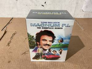 lot 229 image: MAGNUM P.I. The Complete Series
