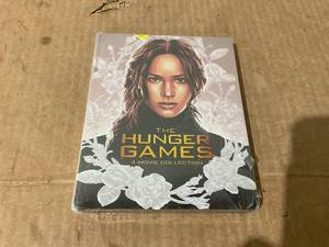 lot 238 image: Hunger Games 4 Movie Collection