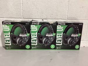 lot 440 image: LOT of 3 RIG 400HX Camo Stereo Gaming Headset for Xbox One