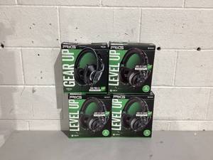 lot 448 image: LOT of 4 RIG 400HX Camo Stereo Gaming Headset for Xbox One