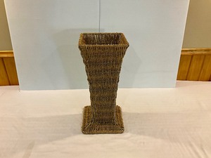 Wicker Vase Basket