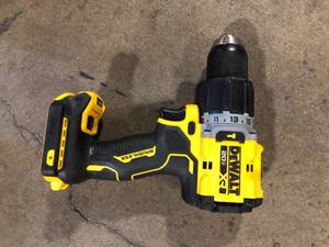 DEWALT 20V Compact Cordless 12 in. Hammer Drill (Tool Only)     Customer Returns See Pictures