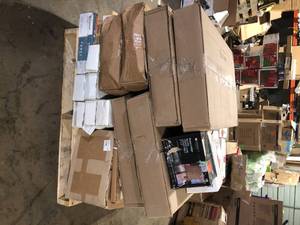 Pallet of Mixed Assorted Ceramic Flooring Various Models and Conditions  Customer Returns See Pictures