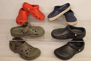 (4) Croc Shoes Size 57
