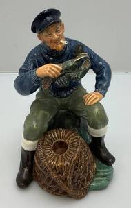 Vintage 1963 7 14  Royal Doulton Figurine (The Lobster Man)