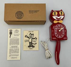 Vintge Red Kit Kat Clock (Looks To Be New Old Stock)