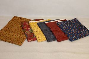 lot 37 image: Bulk Quilting Coordinating Fabric Old Blooms By Pat Sloan for P & B Textiles 100% Cotton