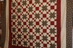 lot 85 image: Unfinished Quilt-Top 80x94 Holiday Cheer