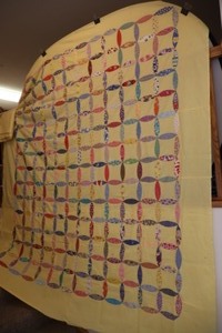 lot 80 image: Unfinished Quilt-Top 78x94 Snow Patchwork