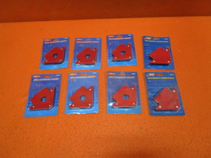 (8) 25lb. Magnetic Arrows