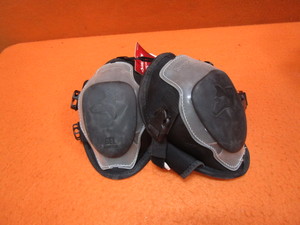 Husky Knee Pads