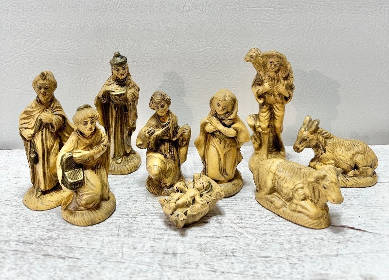 VINTAGE Polymer Resin NATIVITY Set