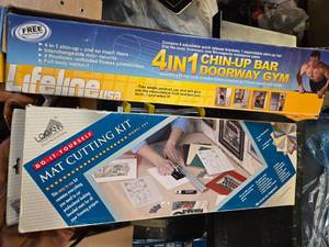 lot 57 image: Lot of 2 Items DIY Mat Cutting Kit & 4-in-1 Chin-Up Bar Doorway Gym