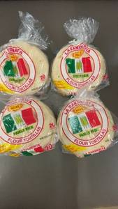 CT 3 - Family Pack of Flour Tortillas - 4X 20 Count