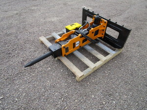 lot 52 image: GIYI Skid Steer Breaker