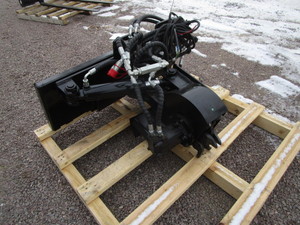 lot 10 image: GIYI Skid Steer 14 Stump Grinder