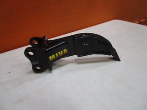lot 14 image: Miva Mini Excavator Ripper Tooth 1 Pins