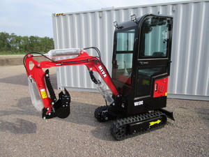 lot 37 image: Miva VA13C Enclosed Cab Mini Excavator