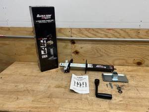 lot 101 image: Ultra-Tow XTP Fast Action Square Tube Trailer Jack, 2000-Lb., Topwind, A-Frame Mount, Bolt-On