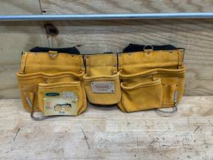 lot 49 image: PRINCE Leather Tool Belt