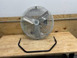lot 100 image: STRONGWAY 24 Wall-Mount Fan