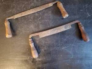 lot 41 image: Lot of Two Vintage Draw BladesKnives
