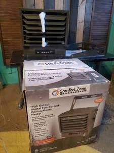 lot 43 image: New In Box Comfort Zone Heater Model No. CZ260ER-EC