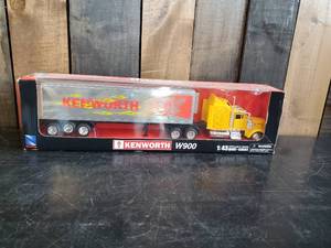 lot 85 image: Cool Kenworth W900 Long Hauler