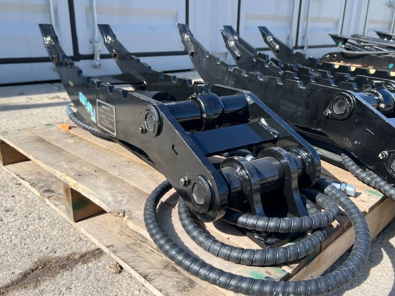 lot 6552 image: FUTURE Excavator Thumb 7-9T