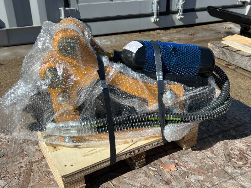 lot 6637 image: FUTURE Hydraulic Breaker Excavator Attachment