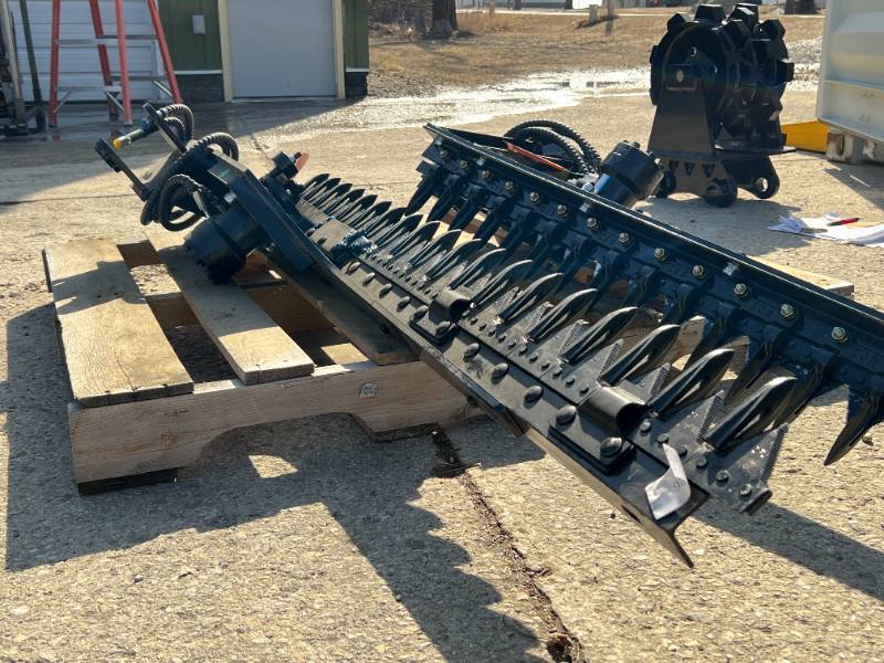 lot 6638 image: FUTURE Mini Excavator Hedge Trimmer