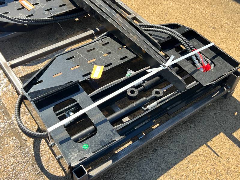lot 1669 image: FUTURE Side Shift Forks (FT D-CYHC)