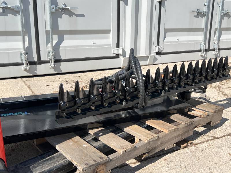 lot 1543 image: FUTURE Skid Hedge Trimmer (FT-HT59)