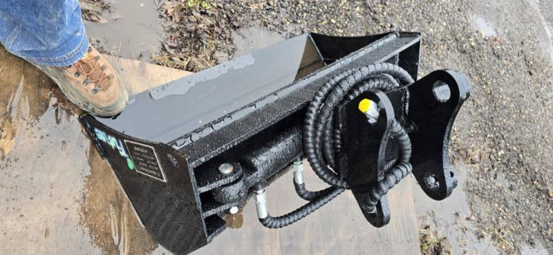lot 6615 image: FUTURE Excavator Bucket (FT-D3T)