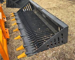 lot 1240 image: Landhonor 78 Rock Bucket (RB-14-78W)