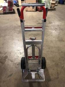 lot 4 image: Milwaukee 1,000 lbs. Capacity 4-in-1 Hand Truck    Customer Returns See Pictures