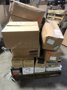 lot 35 image: Pallet of Mixed Assorted Ceramic Flooring Various Models and Conditions Customer Returns See Pictures