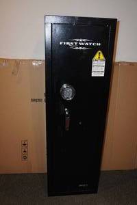 First Watch 8-Gun Electronic Safe