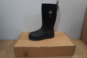 Muck Boots Unisex Chore Boots -Mens 13, Womens 14