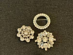 lot 15 image: Three Rhinestone Brooches