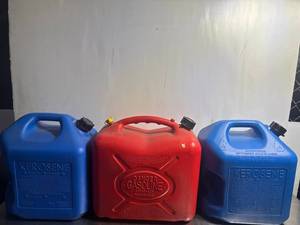 lot 11 image: Midwest Can Company Fuel Containers Lot - Gasoline and Kerosene Storage
