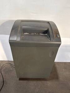 lot 55 image: GBC Shredmaster 1130S Paper Shredder Office Heavy Duty Powers On Selling As-Is