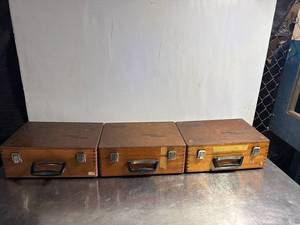 lot 57 image: Vintage Nikken Spindle Speeder Wood Cases For High Quality Machine Tools Storage