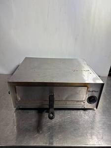 lot 61 image: GoPlus Stainless Steel Compact Countertop Pizza Oven Home Kitchen Appliance