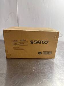 lot 67 image: Satco 60-Watt Halogen Excel Bulbs S2268 - Box of 8 Units for Efficient Lighting