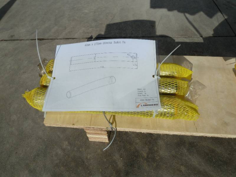 Landherd Excavator Bucket Pins 40mm x 270mm